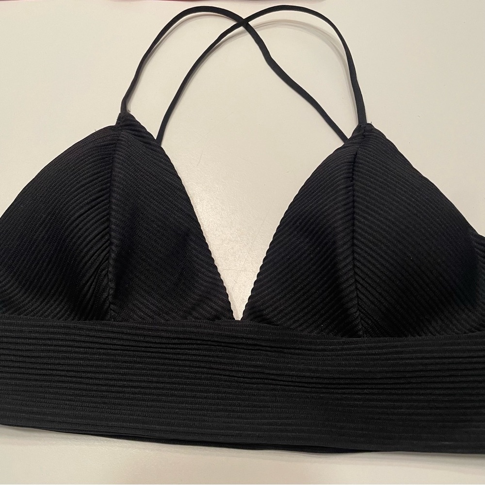 Bikini Lot - Picture 3 of 4